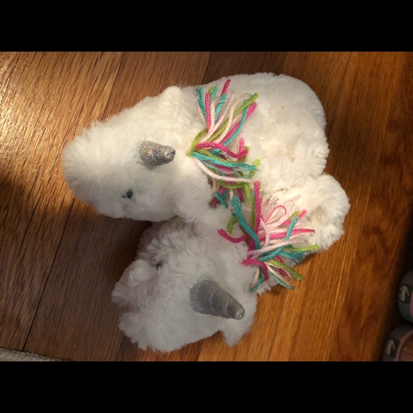 EUC adorable toddler unicorn slippers - Picture 2 of 3